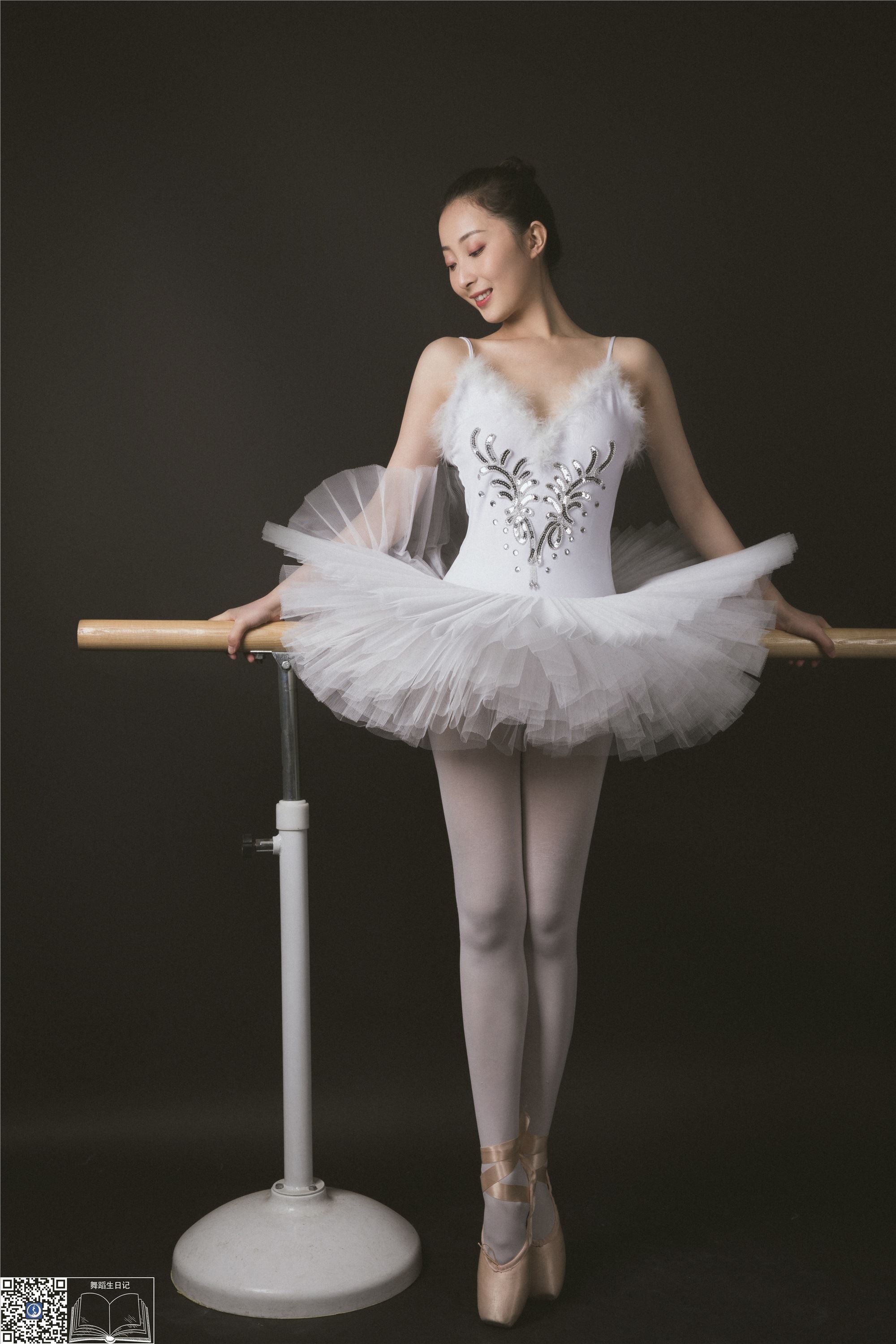 GALLI嘉丽 舞蹈生日记 004 - 佳敏